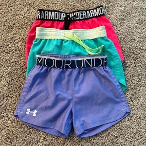 Under Armour youth shorts, size youth 6 and youth XS. Great condition.